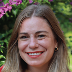 Silvia Dumitrescu's headshot